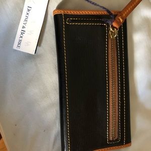 Dooney and Burke leather wallet unused with tag